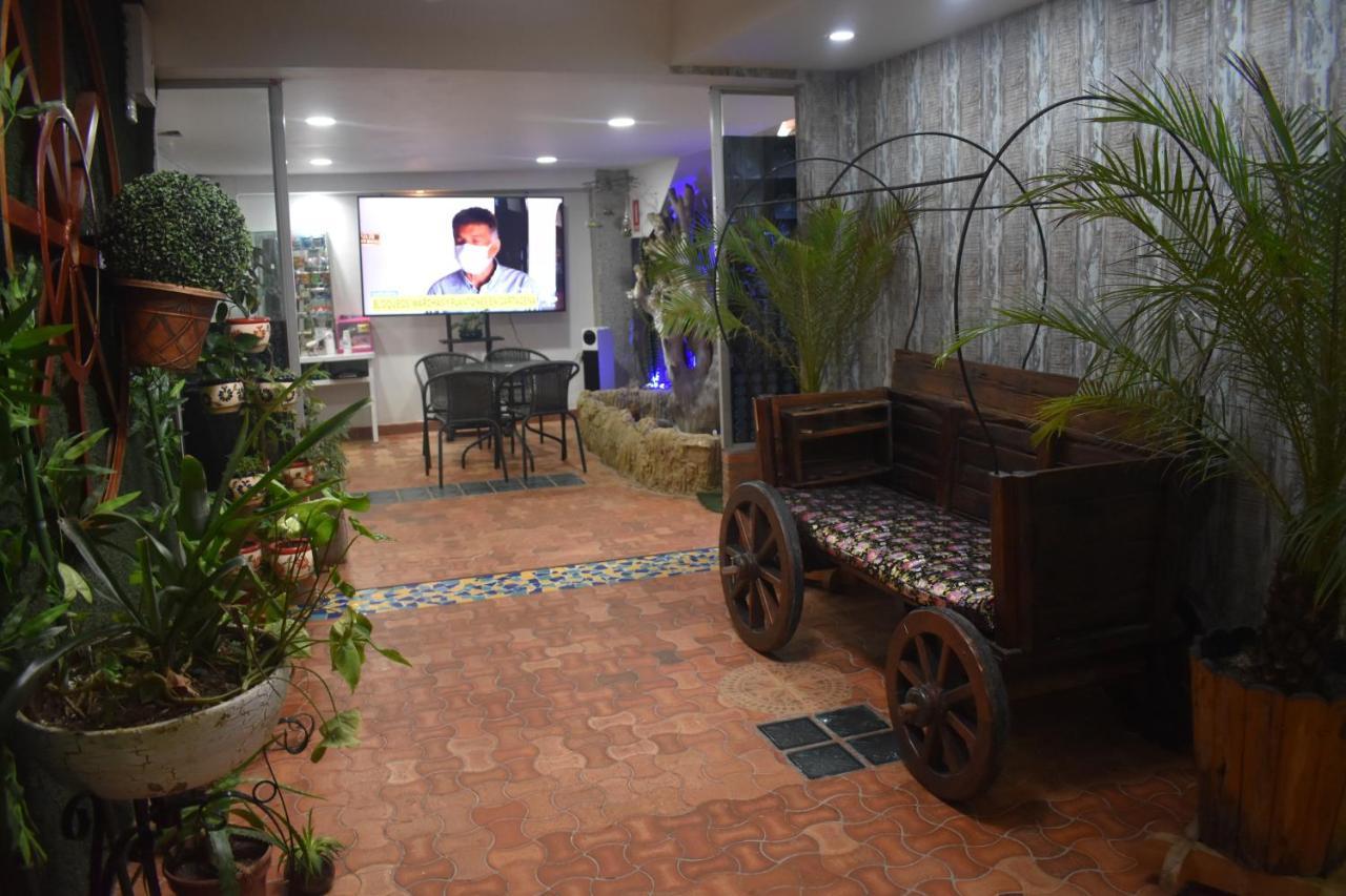 Hotel Alcatraz Yarumal Экстерьер фото