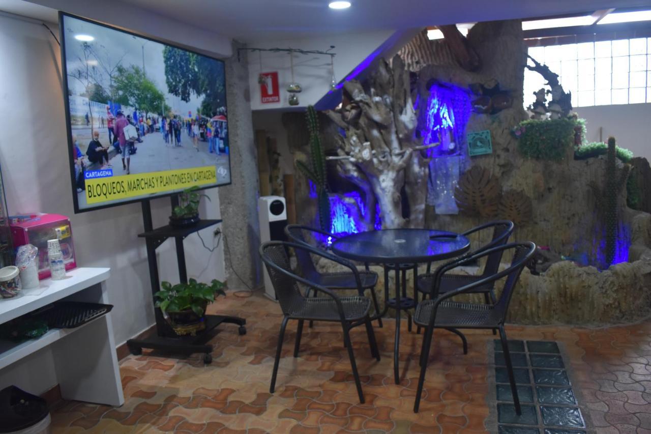 Hotel Alcatraz Yarumal Экстерьер фото