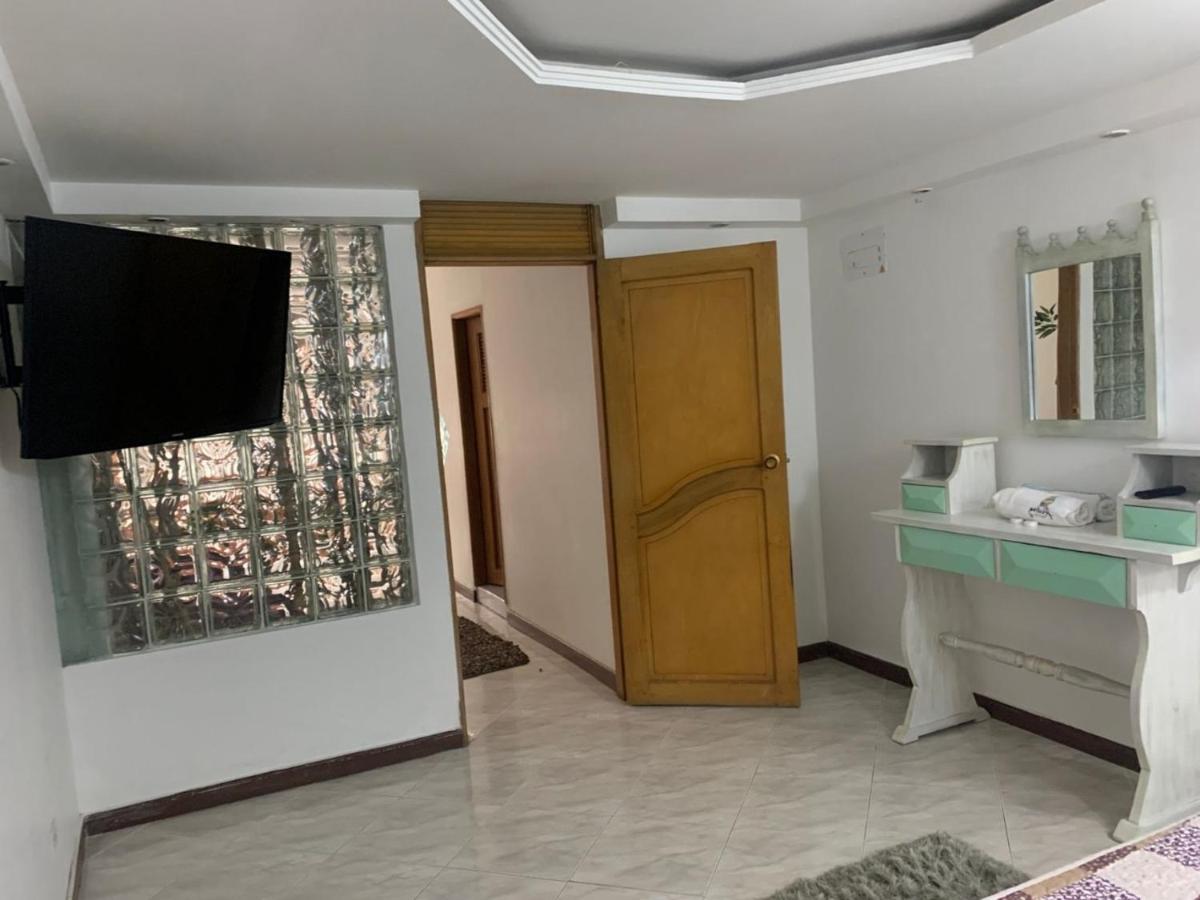 Hotel Alcatraz Yarumal Экстерьер фото